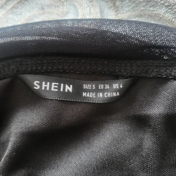 Shein ruched dress size small - Picture 3 of 3
